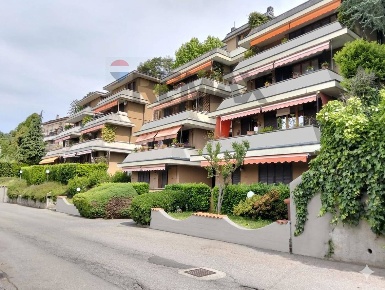 Foto Appartamento in VIA POSTALE VECCHIA 23, Luvinate di 73 m² con 2 locali