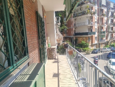 Foto Appartamento in Caravaggio, Napoli Fuorigrotta di 95 m² con 4 locali