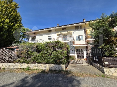 Foto Appartamento in Via Gasparoni 9, Marano Marchesato di 105 m²