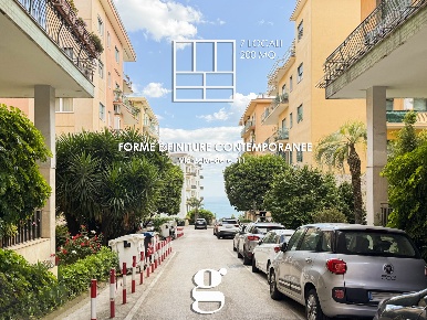 Foto Appartamento in Via BELVEDERE 111, Napoli Vomero di 200 m² in vendita