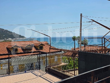 Foto Attico in Via Caprera 13, Andora Marina Di Andora di 120 m² in vendita