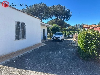 Foto Villa unifamiliare in Via Carlo Anfosso, Fiumicino di 130 m²
