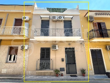 Foto Casa indipendente in Via SEMPIONE 193, Avola Centro di 106 m²