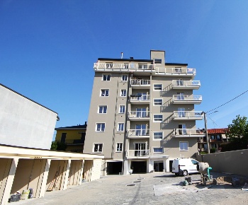 Foto Appartamento in Via mantova 11, Marnate Centro di 81 m² con 3 locali