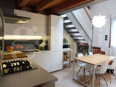Foto Duplex a Rossano Veneto Centro di 90 m² con 3 locali in vendita