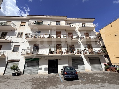 Foto Appartamento a Corbara di 110 m² con 5 locali in affitto