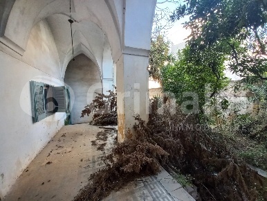 Foto Casa indipendente in Via Petrarca 12, Melissano di 250 m² in vendita