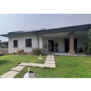 Foto Villa unifamiliare in Ragazzi del 99, Capriano del Colle Centro