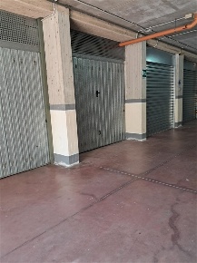 Foto Box in VIALE DELLA REPUBBLICA 6, Modugno di 20 m² in vendita