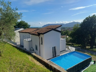 Foto Villa unifamiliare a Castelnuovo Magra Colombiera Molicciara di 270 m²