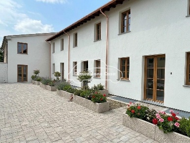 Foto Casa indipendente a Lucca Arancio di 75 m² con 4 locali in vendita