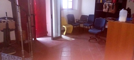 Foto Locale commerciale a San Giuliano Terme Colignola, Campo di 73 m²