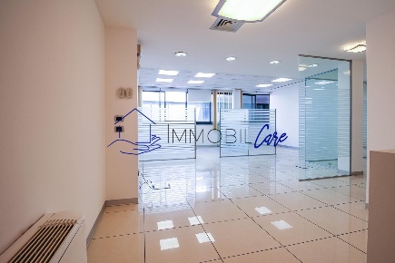 Foto Ufficio a Pisa Le Piagge di 160 m² con 5 locali in vendita