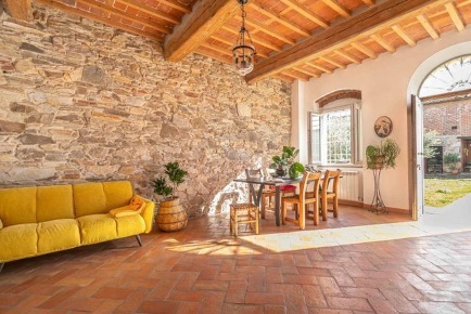 Foto Villa unifamiliare a Capannori Pieve San Paolo - Santa Margherita