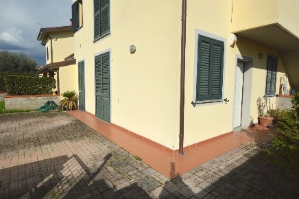 Foto Appartamento a Lucca San Vito di 82 m² con 4 locali in vendita