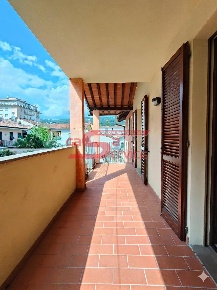 Foto Appartamento a Montecatini-Terme di 75 m² con 3 locali in vendita
