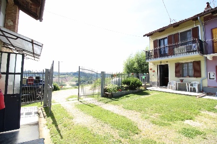 Foto Villa a schiera in Santo Stefano Roero, Santo Stefano Roero in vendita