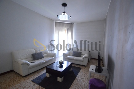 Foto Appartamento in Via Resistenza 5, Opera Centro di 95 m² con 3 locali