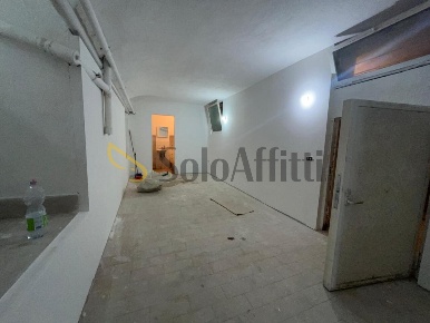 Foto Magazzino in Piazza Cavour 122, Napoli Sanità di 24 m² con 1 locali