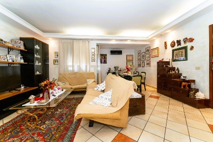 Foto Appartamento in Via Carmelo Salanitro 1, Catania di 129 m² in vendita