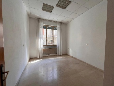 Foto Ufficio in Via Ugo Bassi, Bologna Centro Storico di 40 m² con 2 locali
