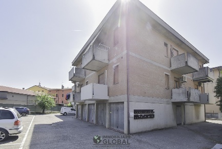Foto Appartamento in Via Molise 11, Sassuolo Zona Industriale di 41 m²