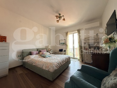 Foto Appartamento in Traversa Perillo 00, Pozzuoli Lungomare di 110 m²