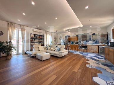 Foto Appartamento in Traversa Perillo 00, Pozzuoli Lungomare di 110 m²