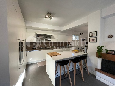 Foto Appartamento in campi flegrei, Napoli Bagnoli di 140 m² con 4 locali