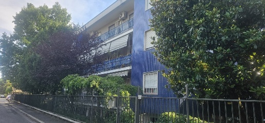 Foto Magazzino in Via Delle Gardenie 11, Cusano Milanino di 65 m²