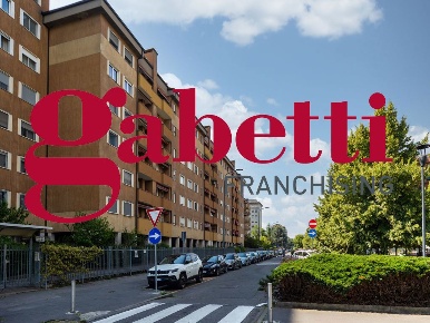 Foto Appartamento in Viale SUZZANI 284, Milano Bignami - Ponale di 100 m²