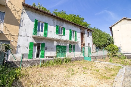 Foto Villa unifamiliare in Via Cariolo, Civate di 160 m² con 4 locali