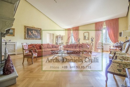 Foto Appartamento a Firenze Bolognese di 330 m² con 10 locali in vendita
