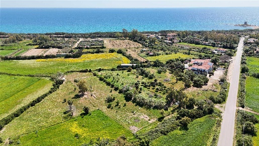 Foto Terreno agricolo a Bari Sardo di 1420 m² in vendita