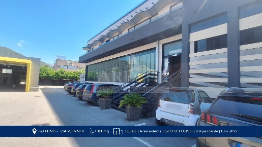 Foto Negozio a Salerno Zona Industriale - San Leonardo di 1290 m²