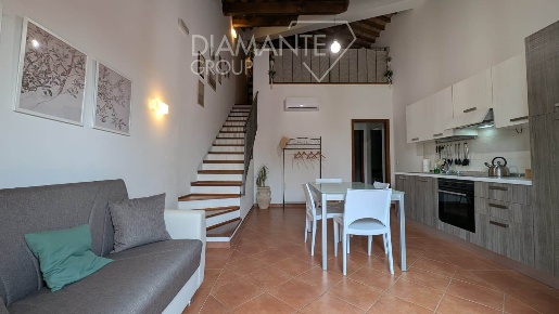 Foto Appartamento a Castiglione del Lago Contrada Prati di 85 m² in vendita