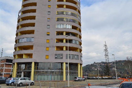 Foto Ufficio in Via Gabriele Barrio, Cosenza Popilia - Vagliolise di 105 m²