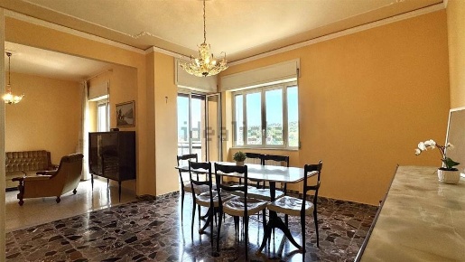 Foto Appartamento in Contrada Guarassano, Cosenza di 155 m² con 4 locali