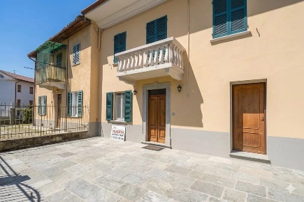 Foto Appartamento in Quaranti piazza umberto 1, Quaranti con 3 locali