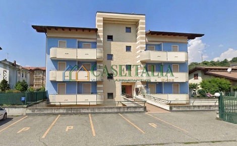 Foto Appartamento a Ivrea di 110 m² con 4 locali in vendita