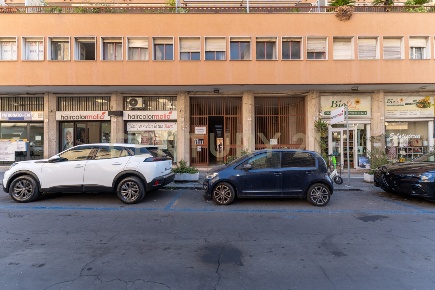 Foto Appartamento in Via Duca Degli Abruzzi 54, Catania Picanello di 163 m²