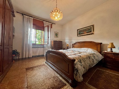 Foto Villa a schiera in Via Monte Venda 516, Vo' di 260 m² con 5 locali