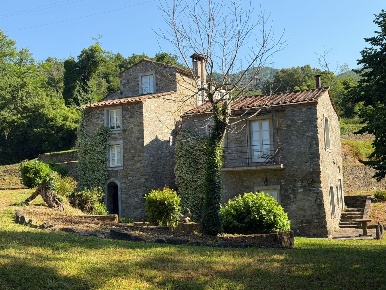Foto Casale in Via Molino del Piano 1, Castelnuovo Magra di 310 m²