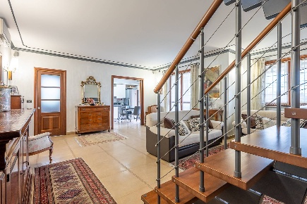 Foto Appartamento in Strada Revigliasco, Moncalieri di 160 m² con 6 locali