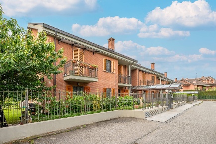 Foto Appartamento in Strada Revigliasco, Moncalieri di 160 m² con 6 locali