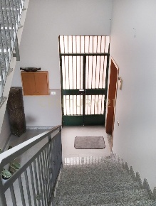 Foto Appartamento in Via Corinto 30, Adrano di 180 m² con 5 locali