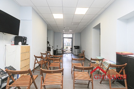 Foto Magazzino in Via Vado, Genova Sestri Ponente di 73 m² con 2 locali