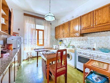Foto Appartamento a Suvereto Centro di 65 m² con 4 locali in vendita
