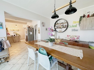 Foto Rustico a Capannori Pieve San Paolo - Santa Margherita di 200 m²