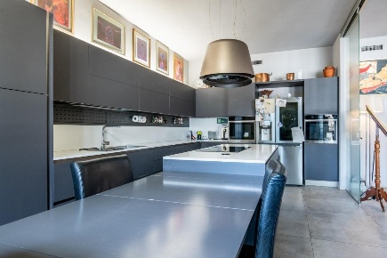 Foto Appartamento a Pisa Don Bosco di 190 m² con 6 locali in vendita